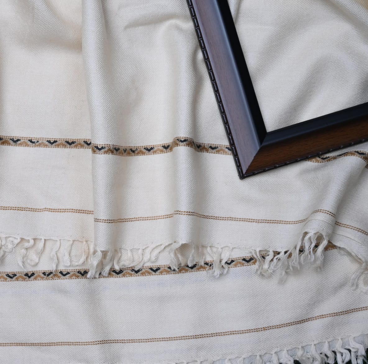 Swati 72 Wool Shawl &nbsp; ( Cream  )